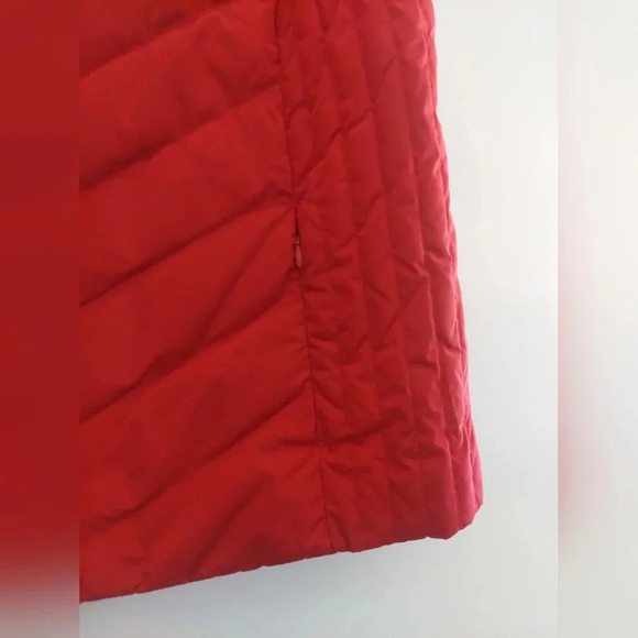 Talbots Red quilted Puffer vest 1x Faux fur collar Nwot - Picture 9 of 13